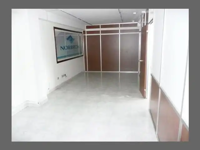 Oficina de alquiler en A Coruña Capital 