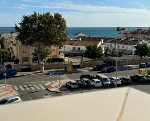 Vista exterior de Àtic en venda en Rincón de la Victoria amb Terrassa