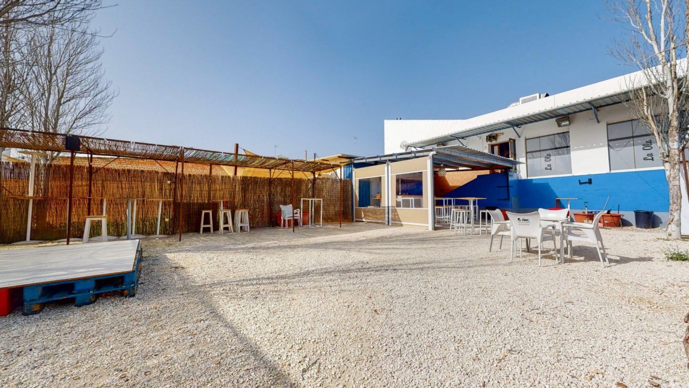 Premises for sale in El Rubio  with Air Conditioner