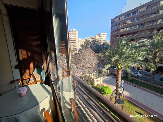 Piso en Venta en Ensanche - Diputación