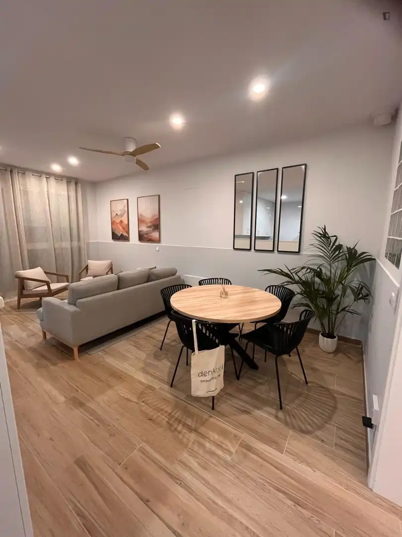 Room in Centre - Estació