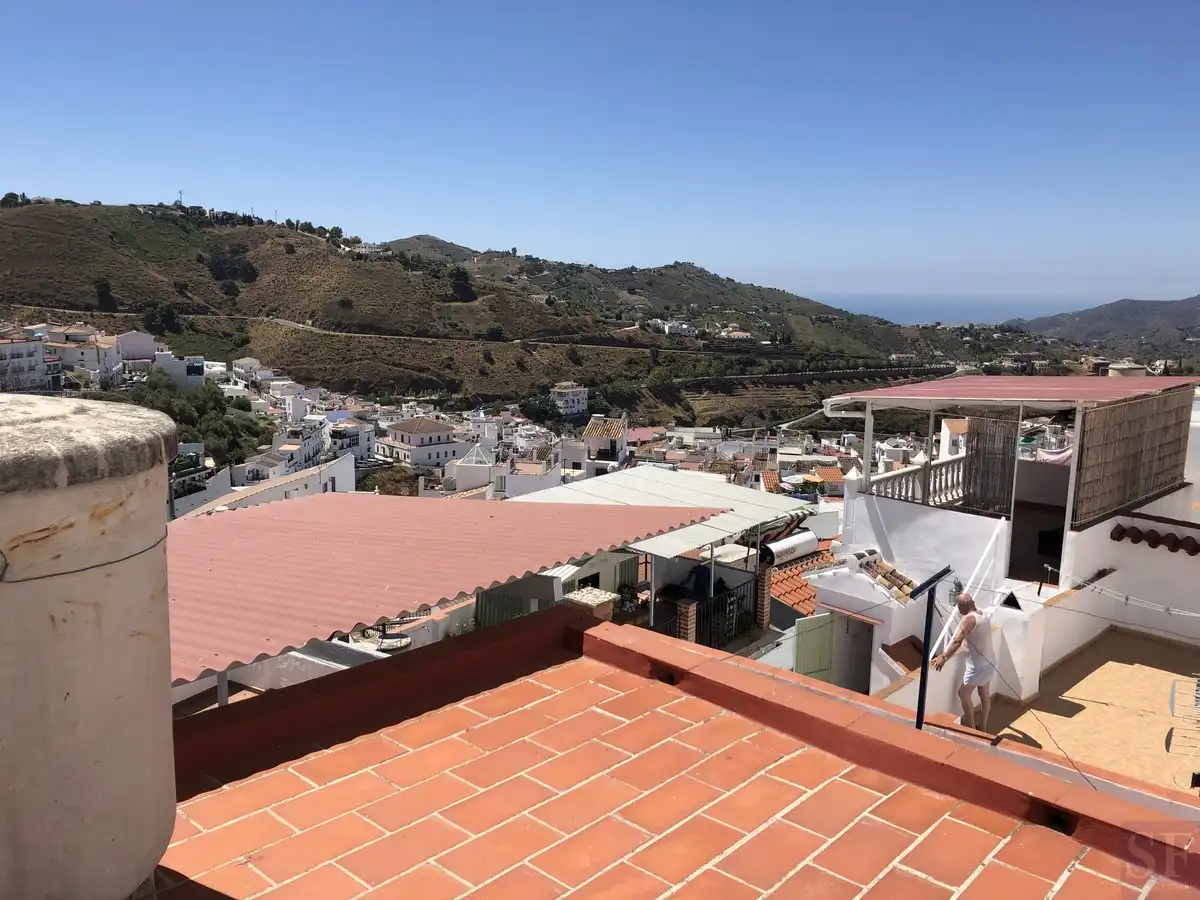 Casa adosada en venta en Cómpeta