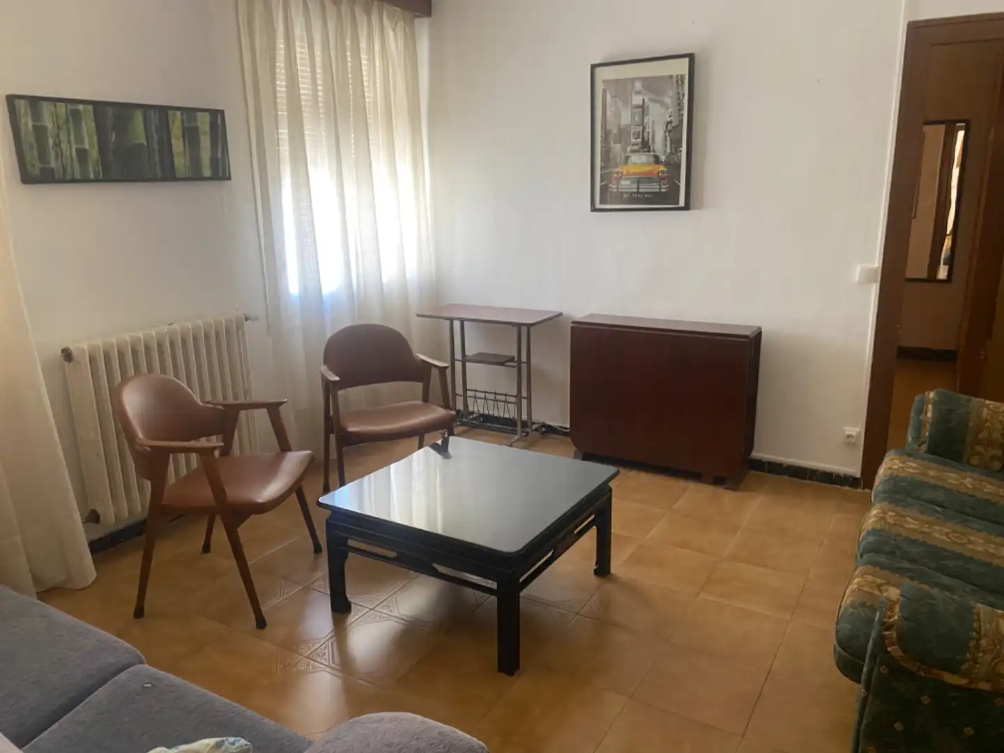 Living room of Flat for sale in Huesca  with Heating, Storage room and Furnished