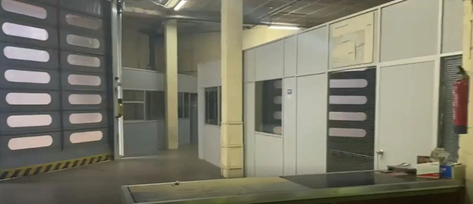 Industrial buildings for rent in Centre