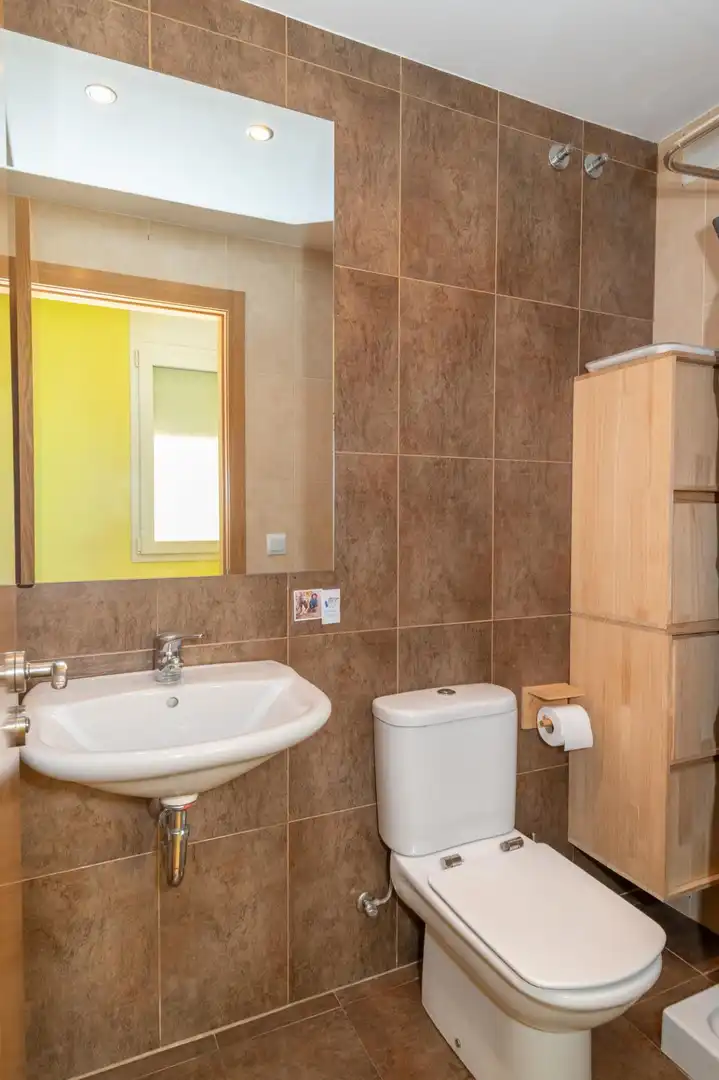 Bathroom of Houses for sale in Flaçà  with Air Conditioner and Heating