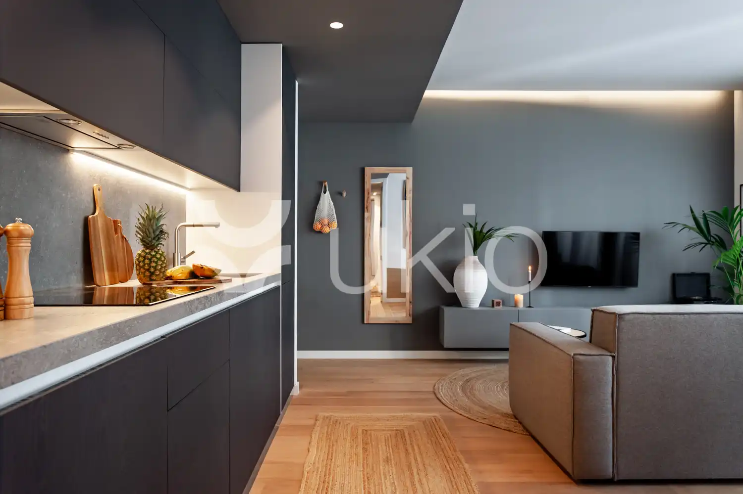 Cocina de Apartamento de alquiler en Barcelona con Aire acondicionado, Calefacción y Amueblado