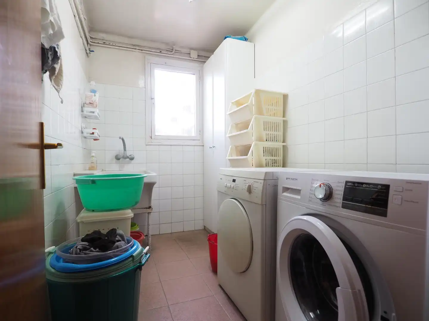 Dormitori de Casa o xalet en venda en Canovelles amb Calefacció, Terrassa i Traster