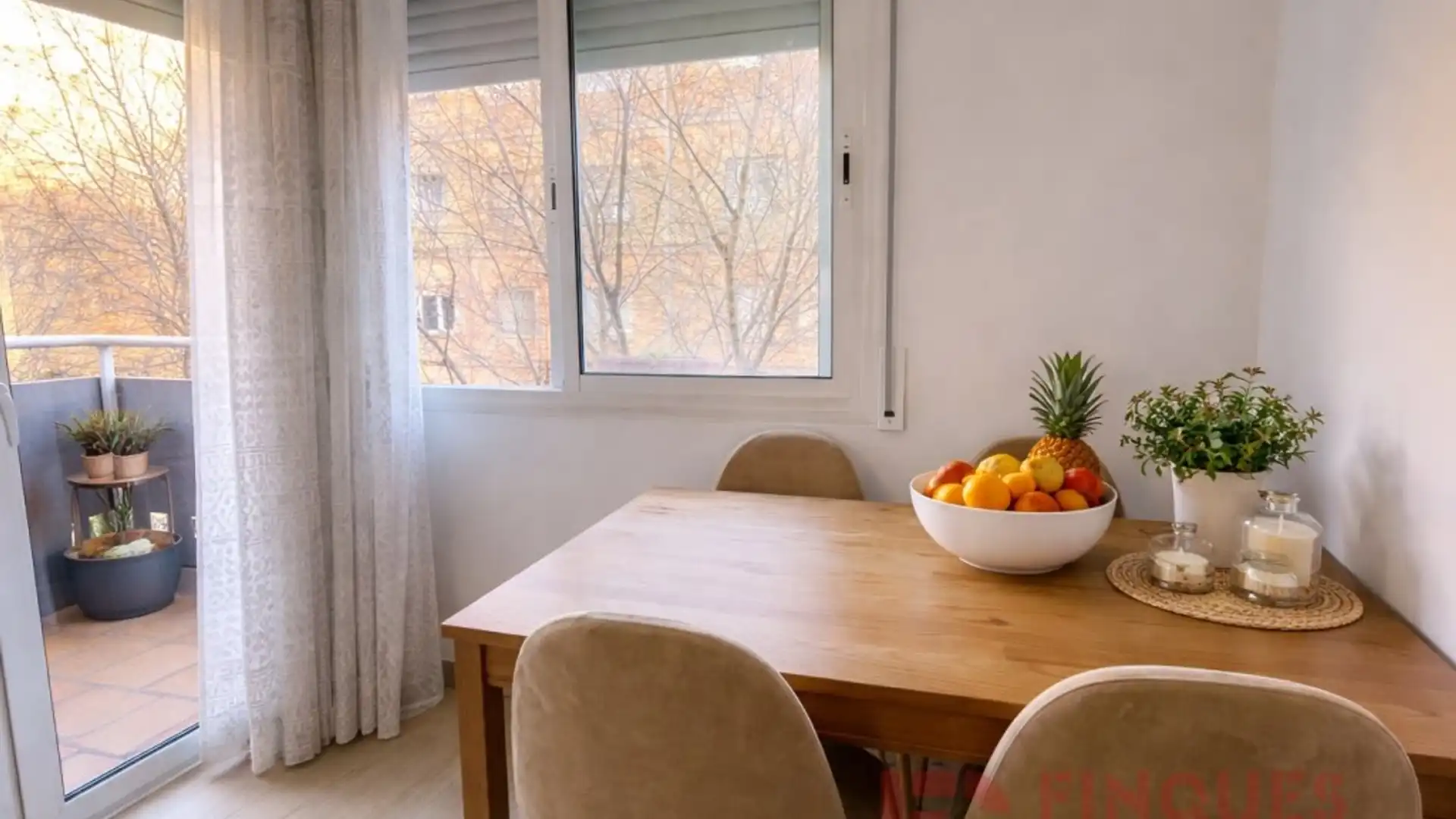 Dining room of Flat for sale in Girona Capital