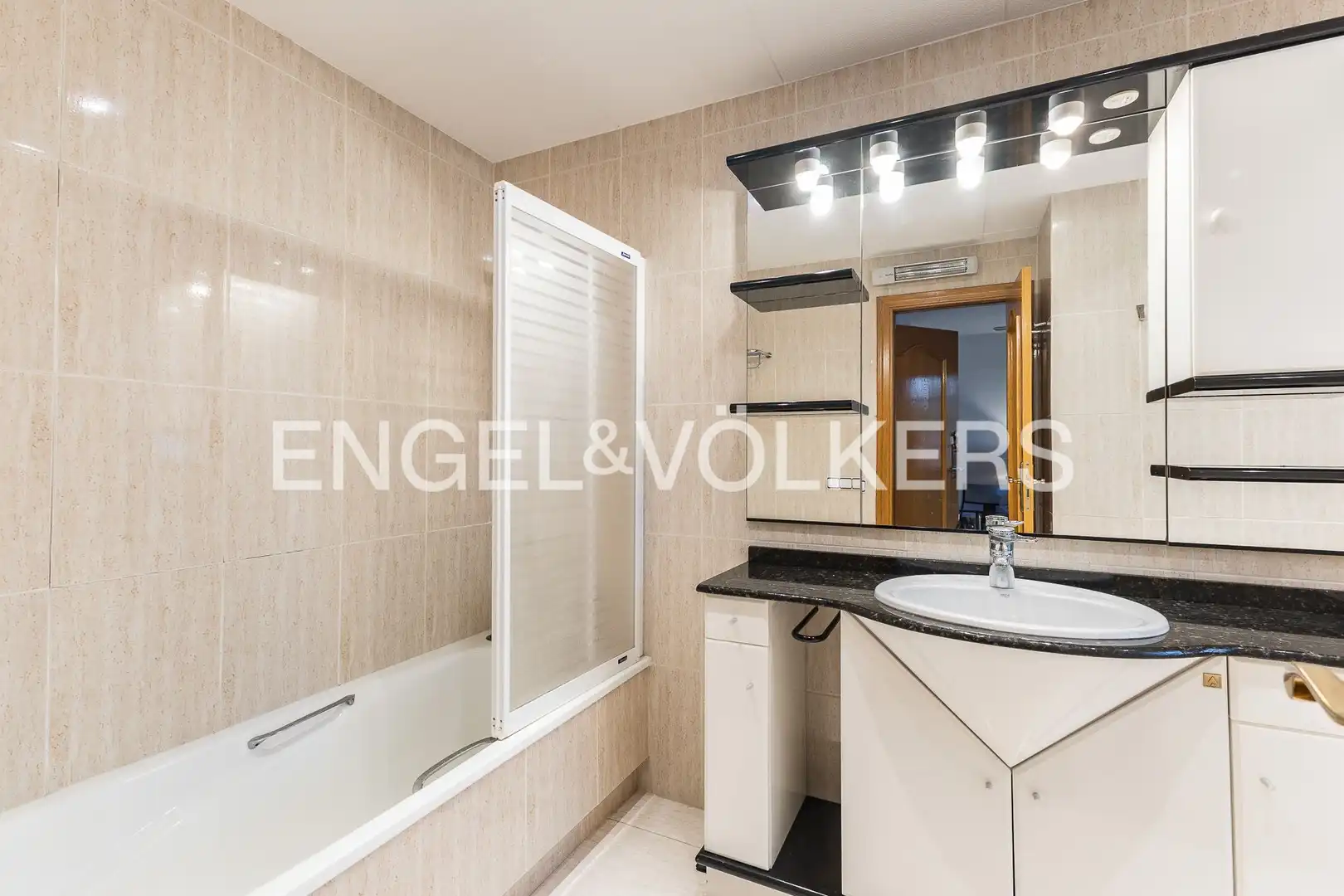 Baño de Casa adosada de alquiler en Baixador