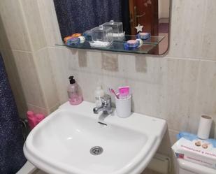 Bathroom of Apartment for sale in  Santa Cruz de Tenerife Capital  with Air Conditioner