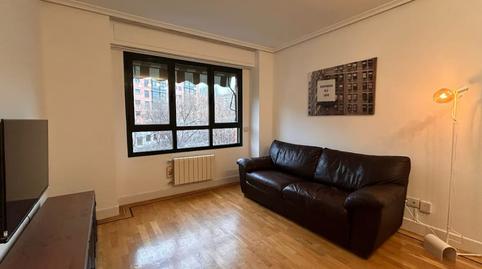 Photo 3 of Flat to rent in P.º Imperial, Imperial, Madrid