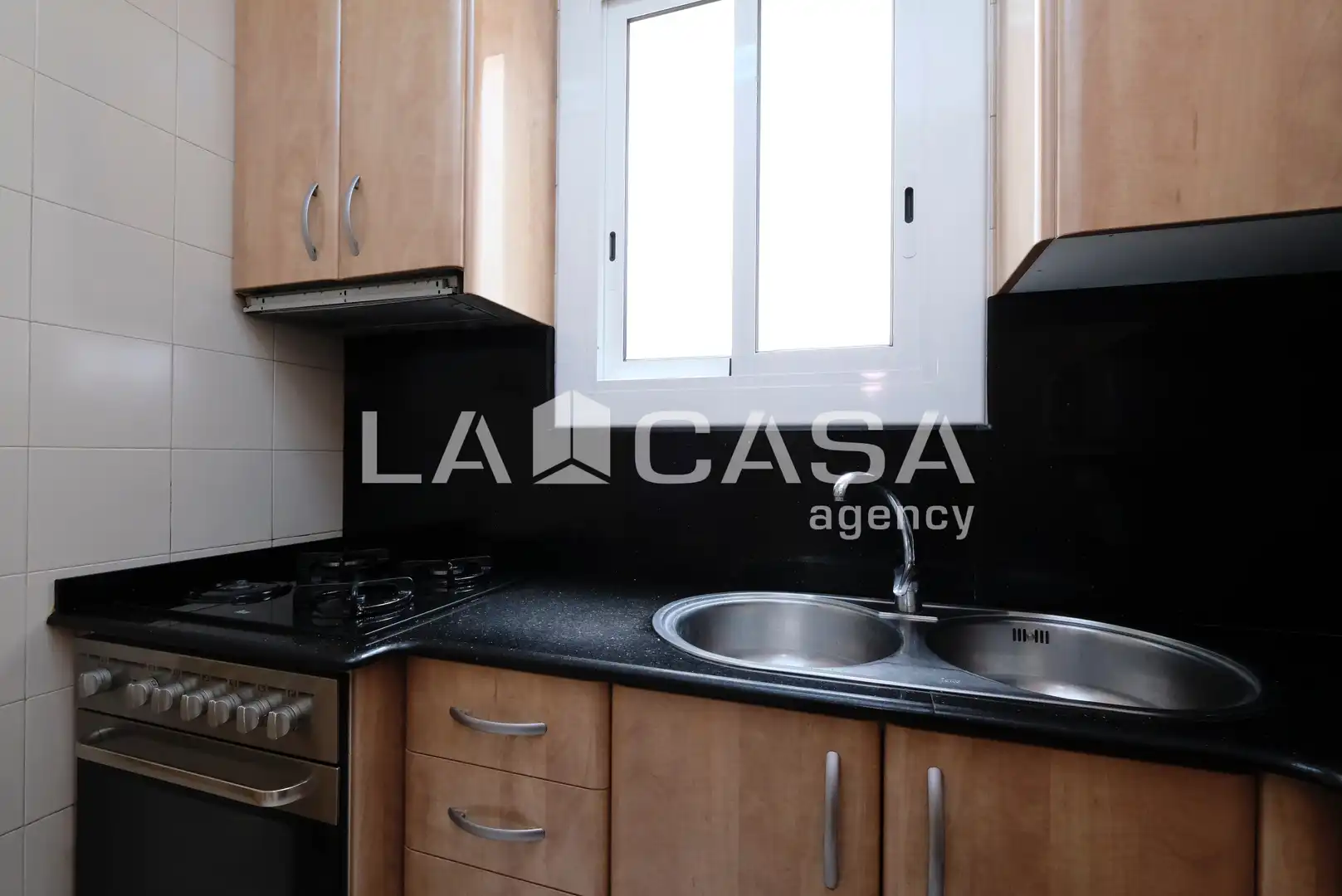 Cocina de Piso en venta en Barcelona con Calefacción
