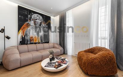 Sala d'estar de Pis en venda en  Madrid Capital amb Aire condicionat, Calefacció i Terrassa