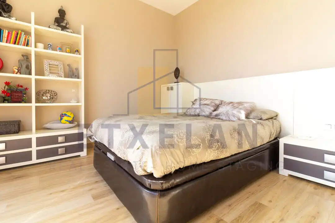 Bedroom of Houses for sale in Berriz  with Heating, Private garden and Swimming Pool