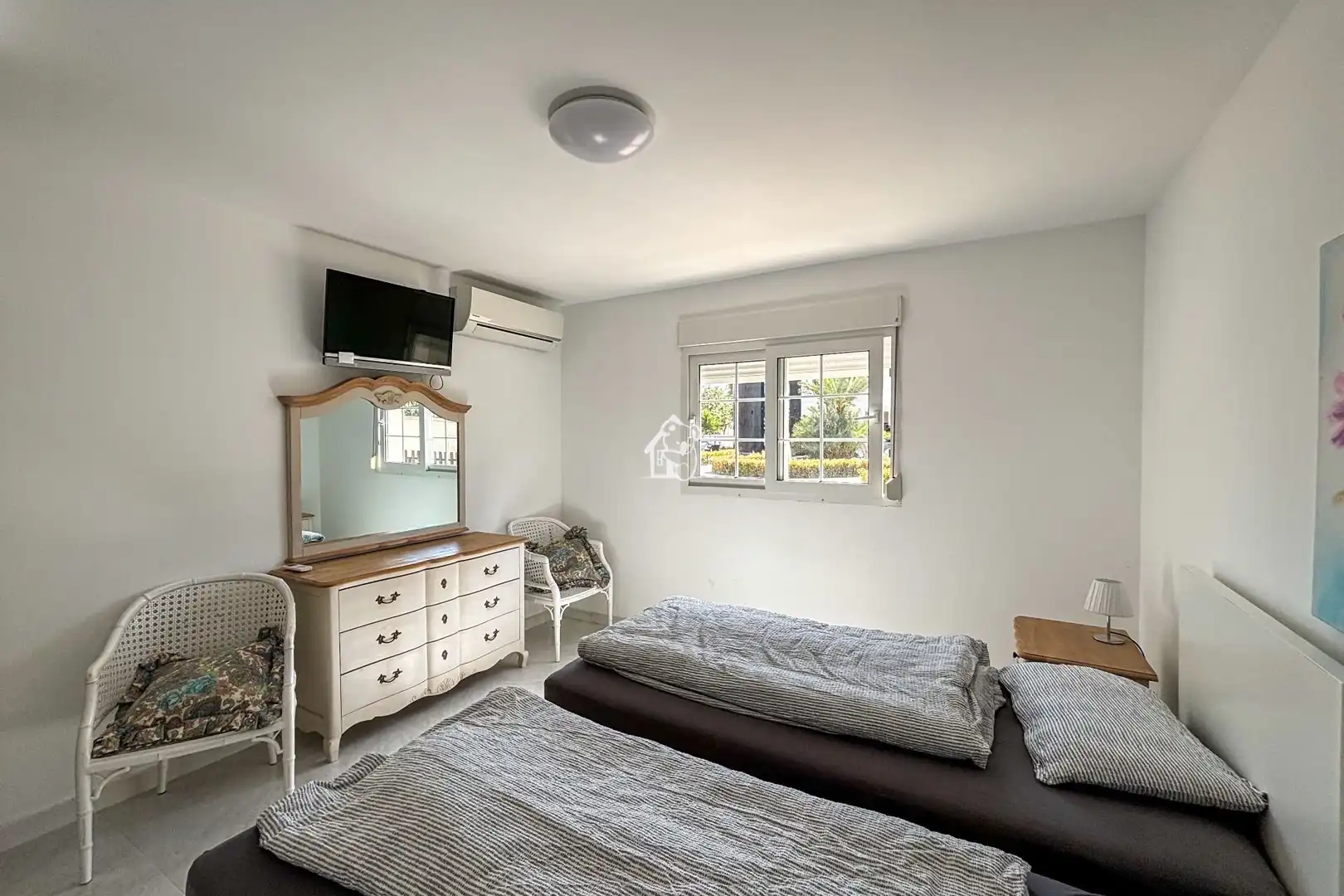 Dormitori de Casa o xalet de lloguer en Orihuela amb Aire condicionat, Jardí privat i Terrassa