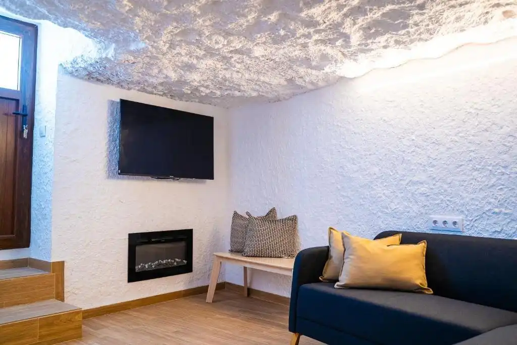 Sala d'estar de Finca rústica en venda en Alcalá del Júcar amb Aire condicionat, Calefacció i Moblat