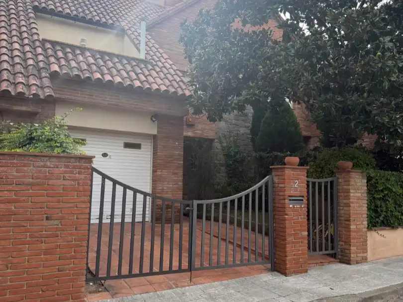 Adossat amb piscina de lloguer a Passeig del Pla 48, imagen 6