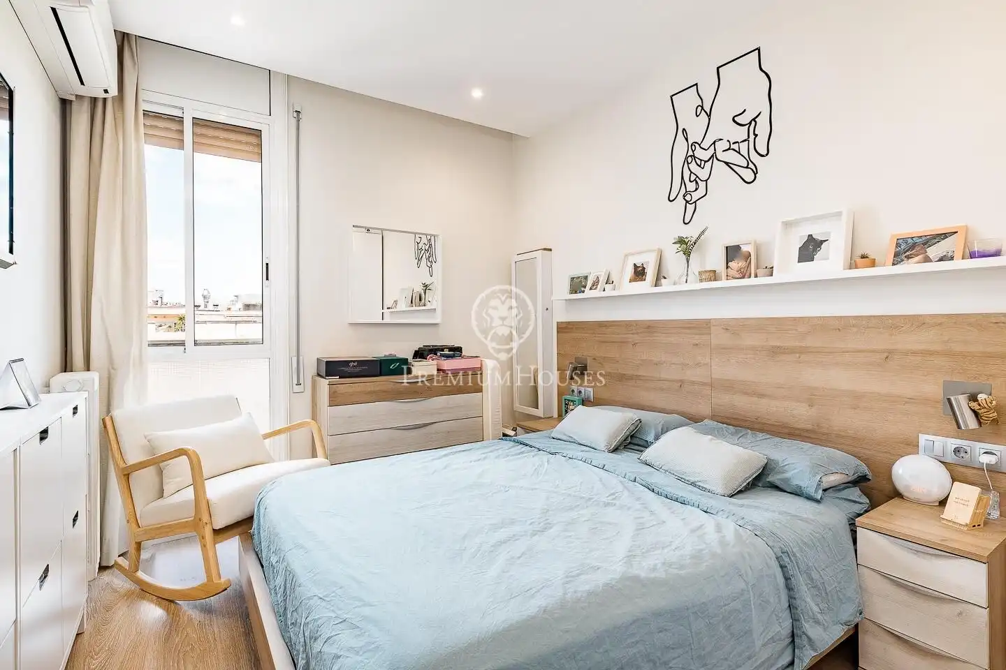 Habitación de Piso en venta en Barcelona con Aire acondicionado, Calefacción y Balcón