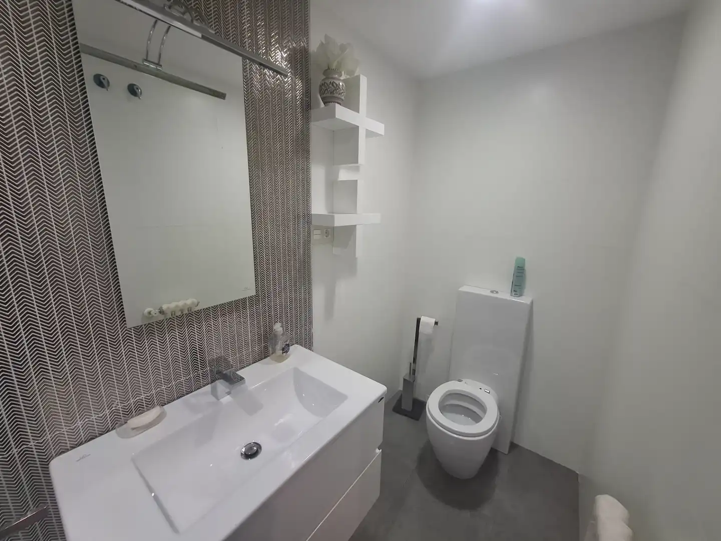Bathroom of Flat for sale in Ciudad Real  with Air Conditioner and Terrace