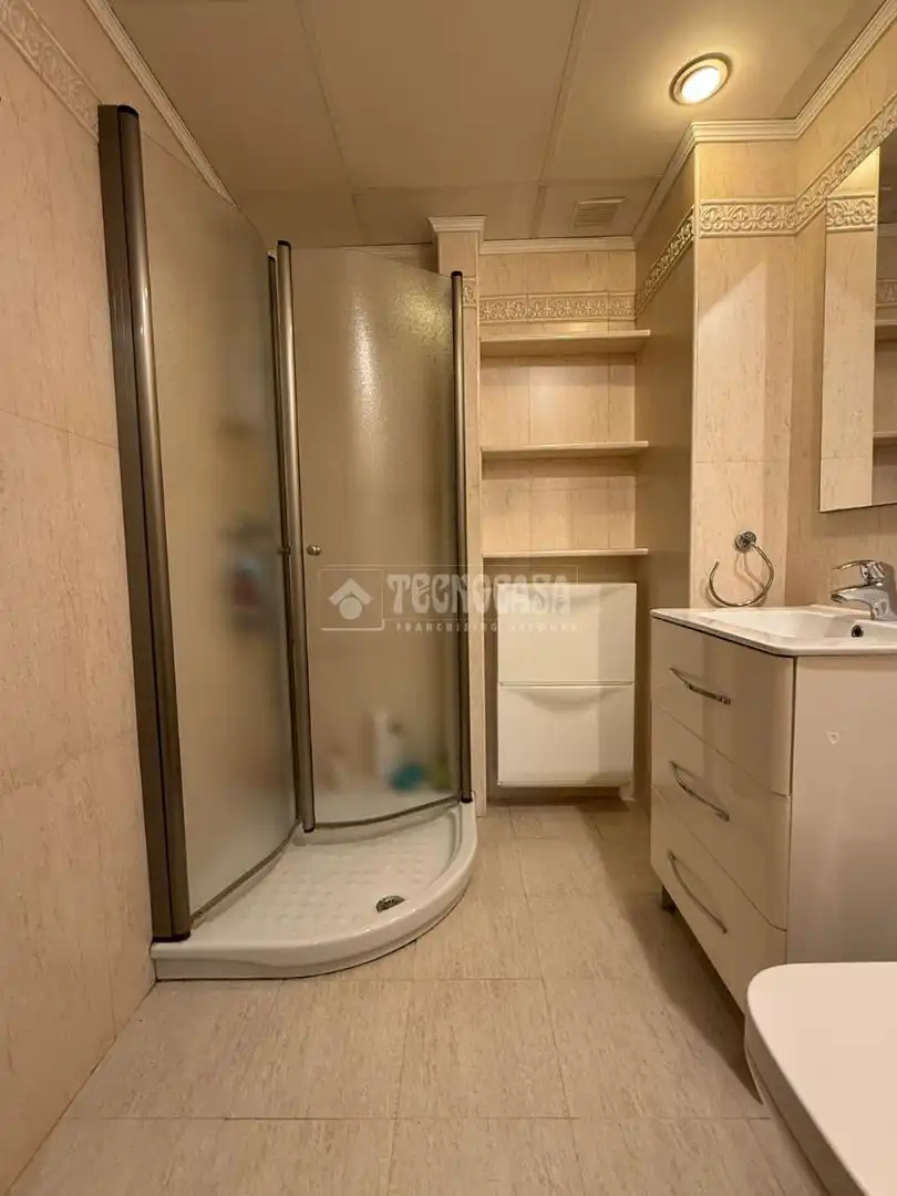 Baño de Piso en venta en Málaga con Aire acondicionado y Terraza