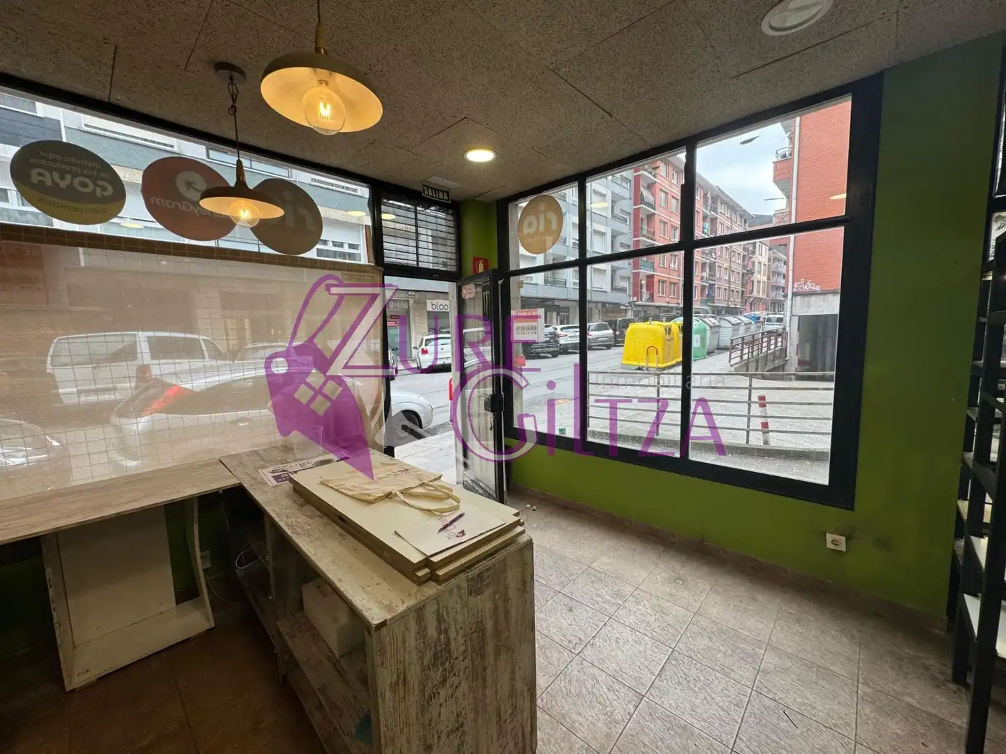 Local comercial de lloguer a Durango