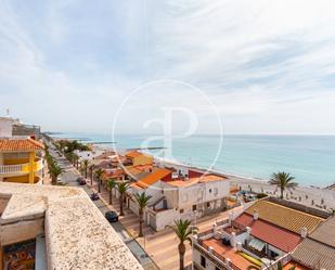 Vista exterior de Àtic en venda en Moncofa amb Terrassa, Moblat i Balcó
