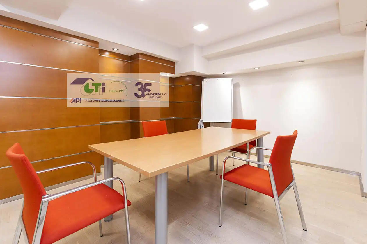 Office space to rent in COSO, imagen 42