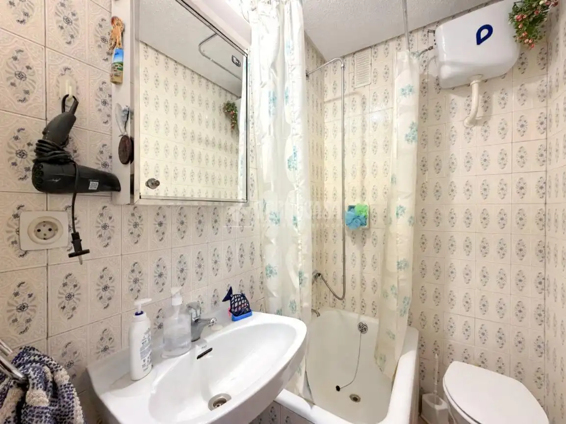 Badezimmer von Wohnung zum Verkauf in Madrid mit Heizung, Privatgarten und Schwimmbad