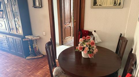 Foto 2 de Piso en venta en Avenida de Nocedo, San Mamés - La Palomera, León Capital