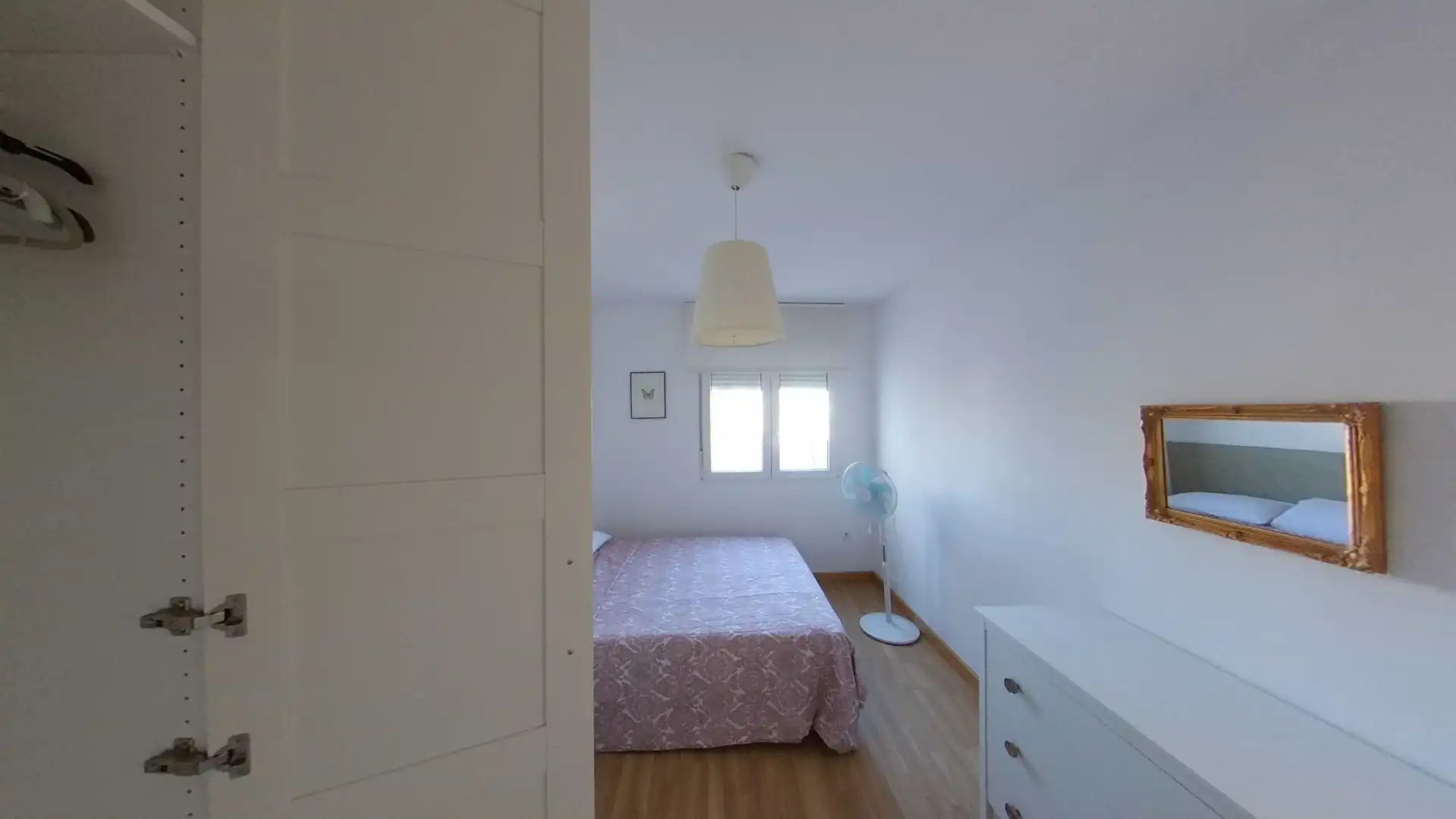 Flat for rent in Calle de Gonzalo Herrero, Valdeacederas