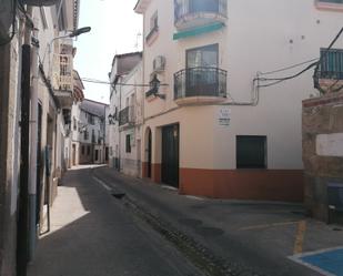 Vista exterior de Casa adosada en venda en Losar de la Vera