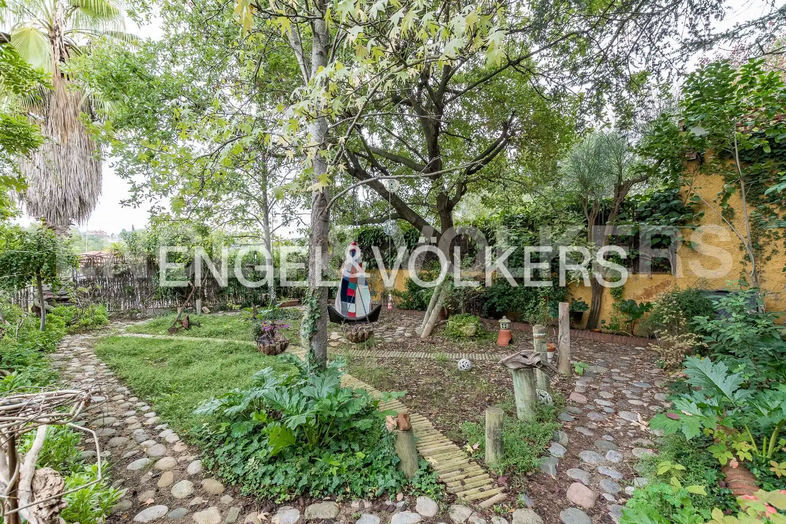 Houses for sale in Rubí  with Air Conditioner, Heating and Private garden