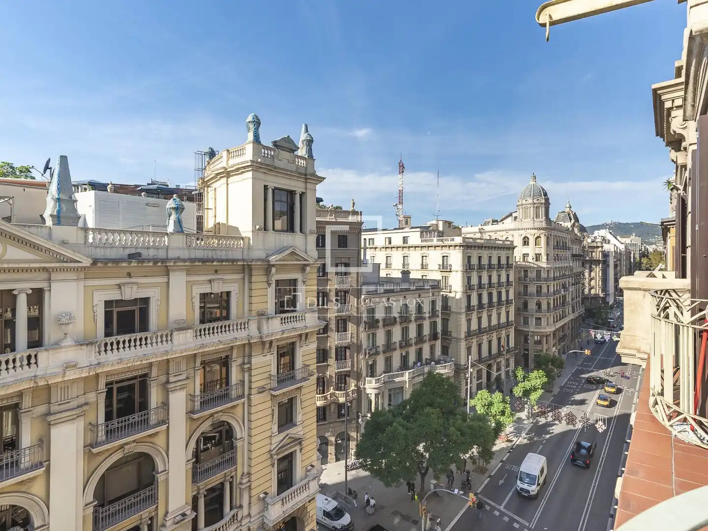 Exterior view of Flat for sale in Barcelona  with Air Conditioner, Terrace and Furnished