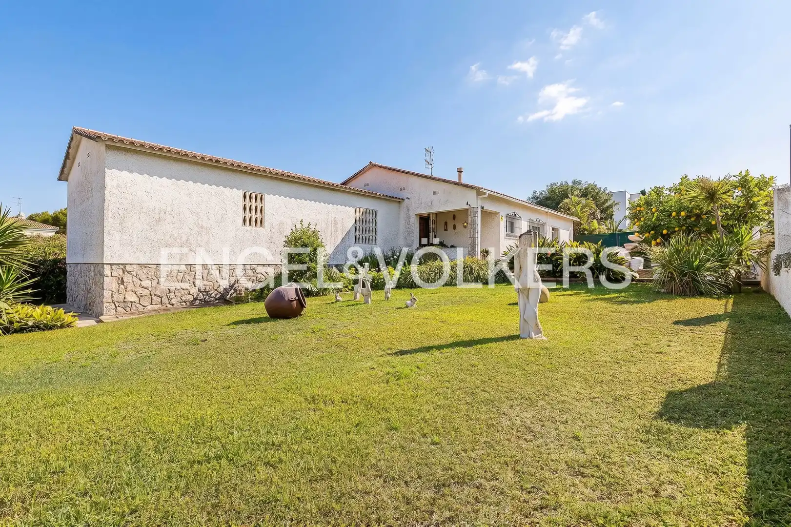 Exterior view of Houses for sale in Cubelles  with Air Conditioner, Heating and Private garden