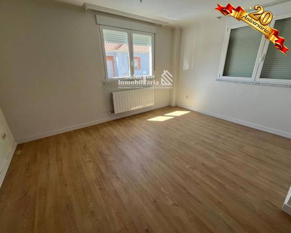 Piso en Venta en Encinas de Abajo