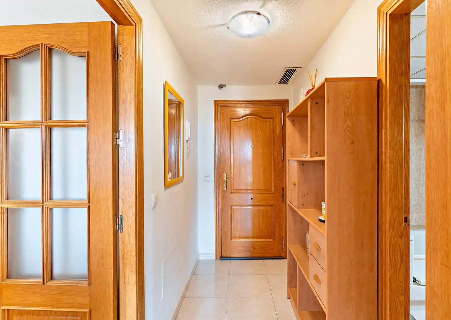 Flat for sale in Roquetas de Mar  with Air Conditioner, Heating and Furnished