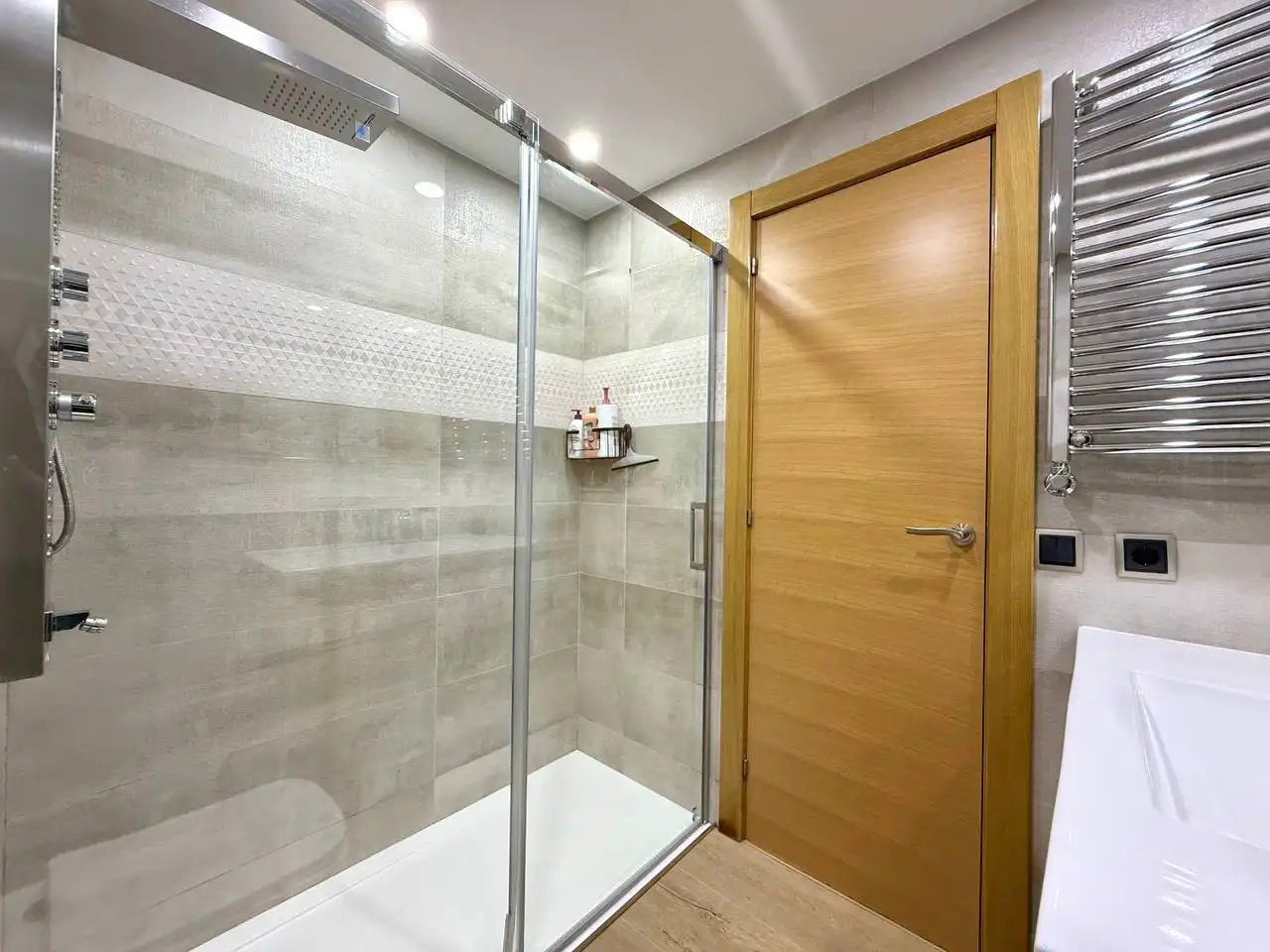 Baño de Dúplex en venta en Barcelona con Aire acondicionado, Calefacción y Parquet