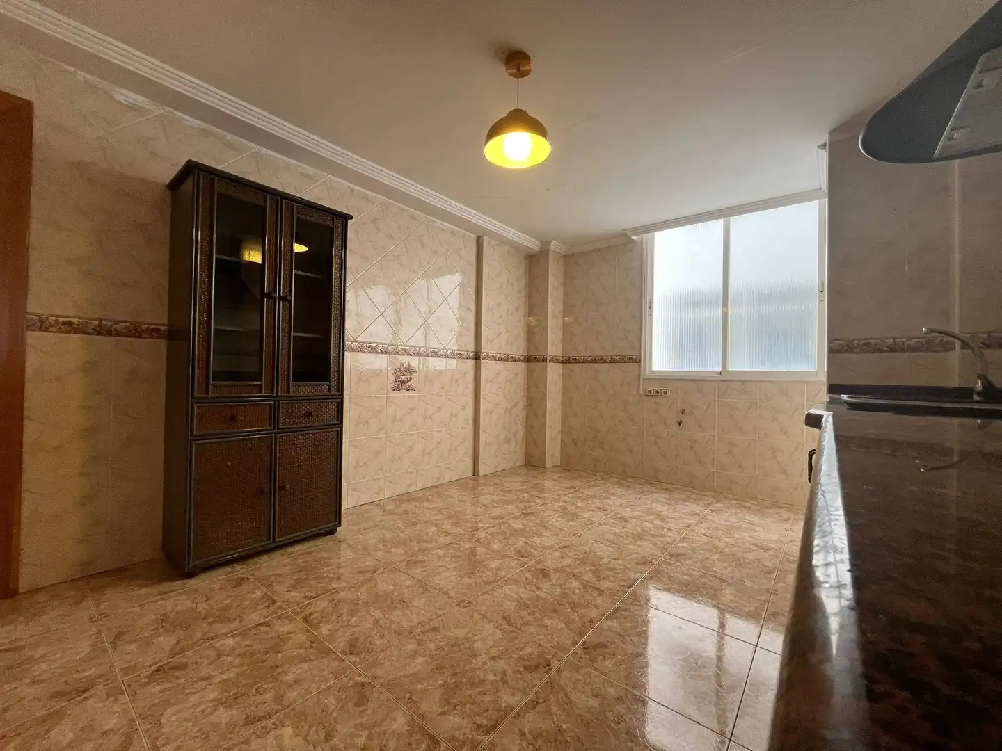Cocina de Piso en venta en Elche / Elx con Aire acondicionado, Calefacción y Balcón