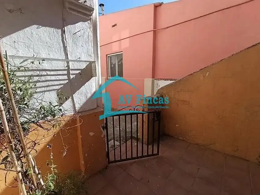 Außenansicht von Wohnung zum Verkauf in Pallejà
