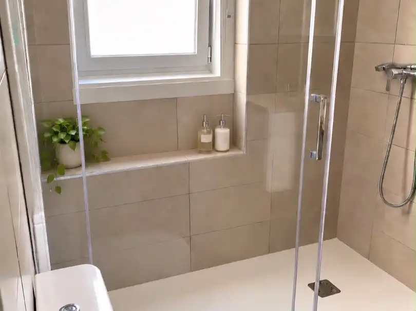 Badezimmer von Maisonette zum Verkauf in Ourense Capital  mit Klimaanlage, Terrasse und Balkon