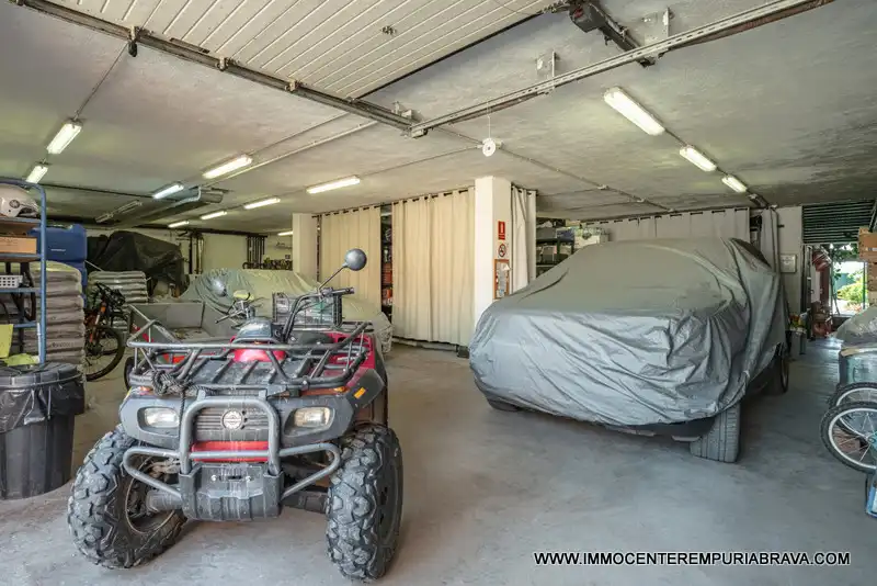 Parking de Finca rústica en venta en Masarac i Vilarnadal con Aire acondicionado, Jardín privado y Terraza
