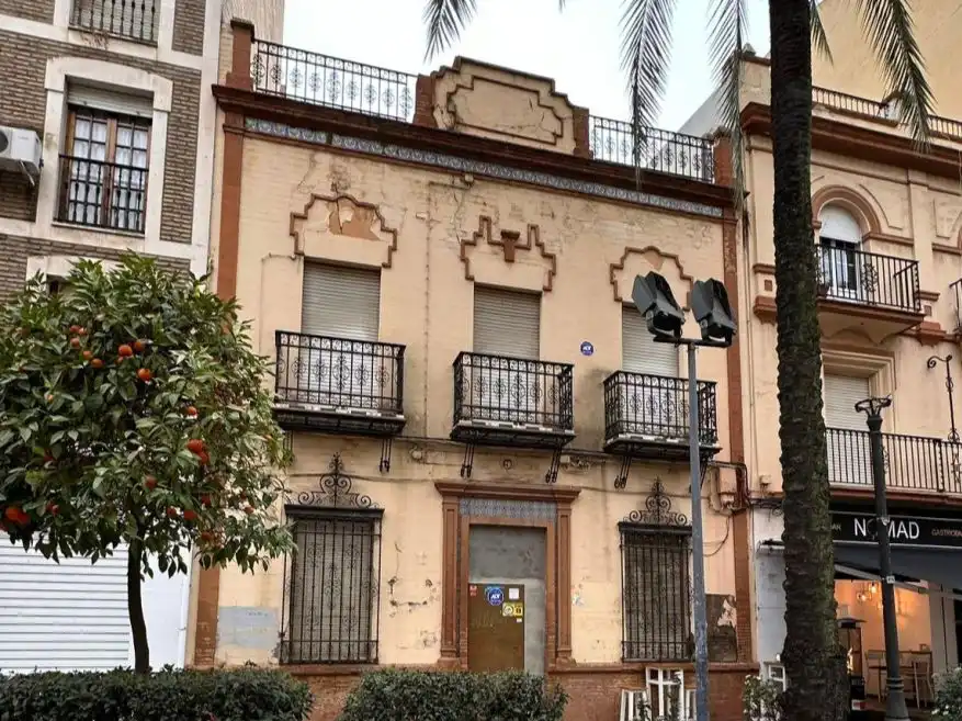 Casa en venda a Paseo Independencia 43