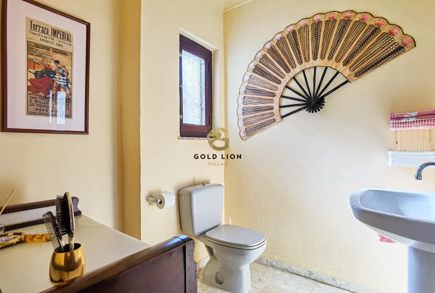Bathroom of Houses for sale in Dénia  with Air Conditioner, Heating and Private garden
