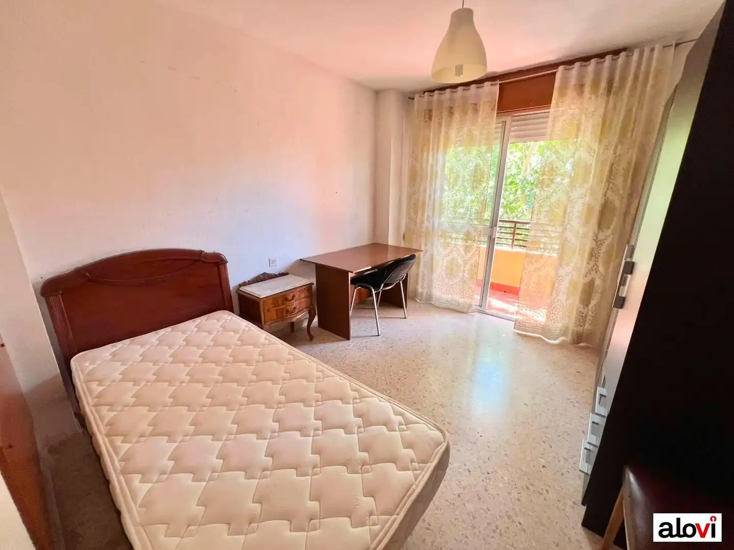 Bedroom of Flat for rent in Granada  with Furnished