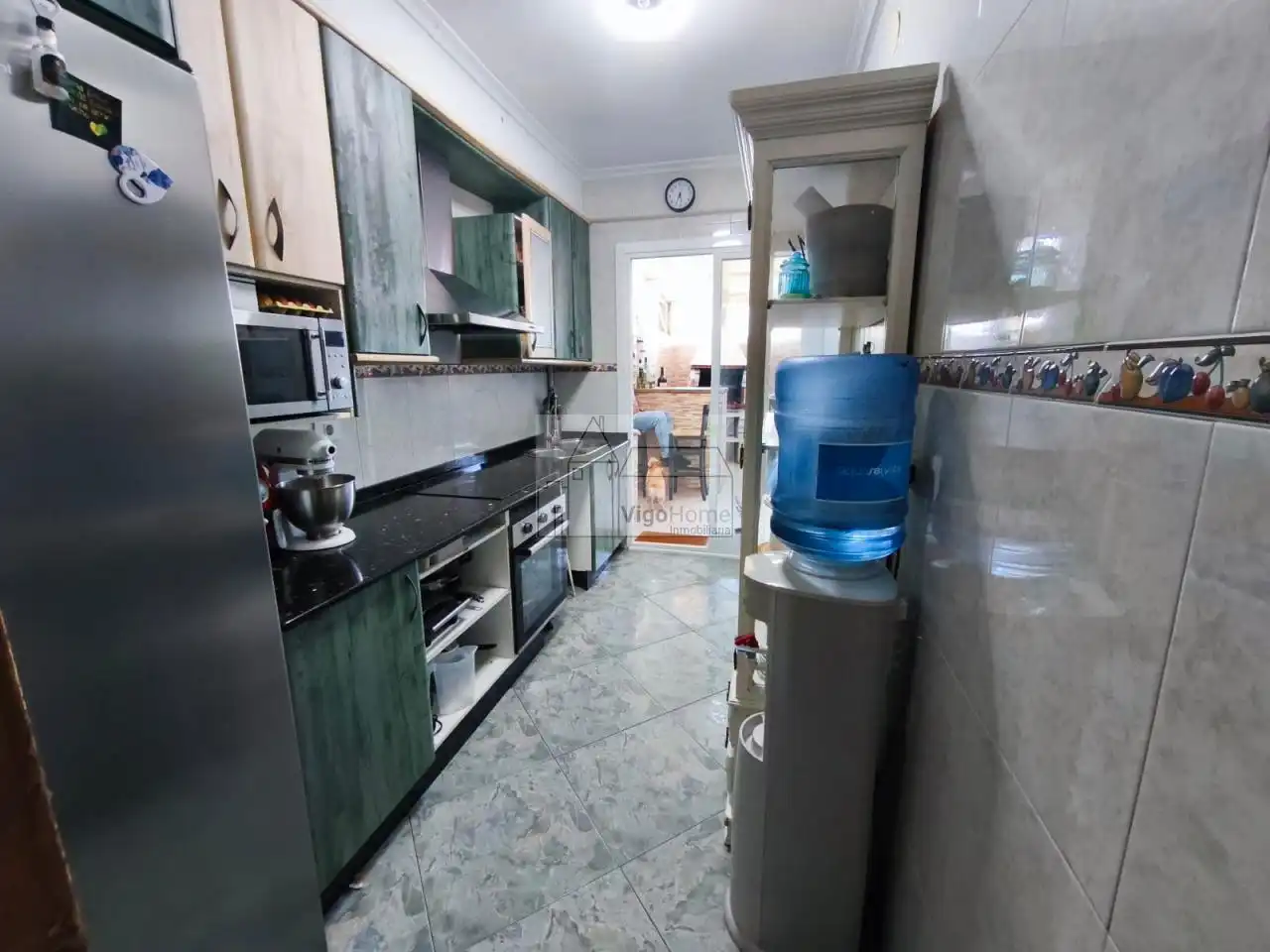 Cocina de Piso en venta en Vigo  con Calefacción, Terraza y Trastero