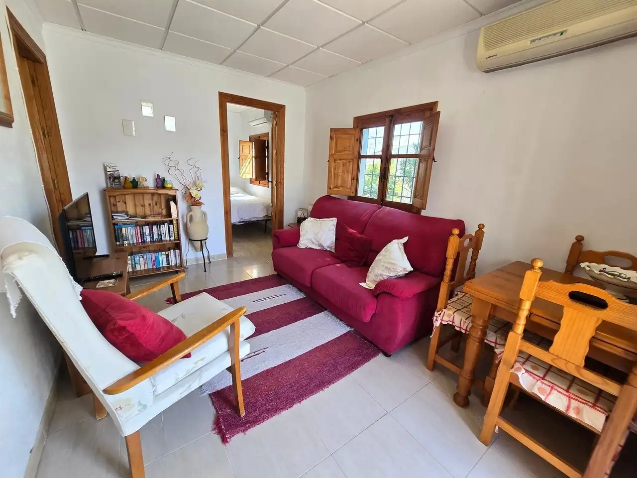Sala d'estar de Finca rústica en venda en Serón amb Aire condicionat i Piscina
