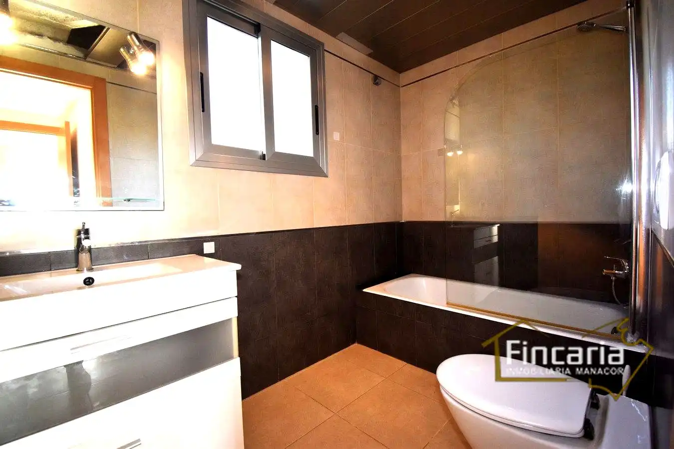 Badezimmer von Dachboden zum Verkauf in Manacor mit Terrasse, Abstellraum und Balkon
