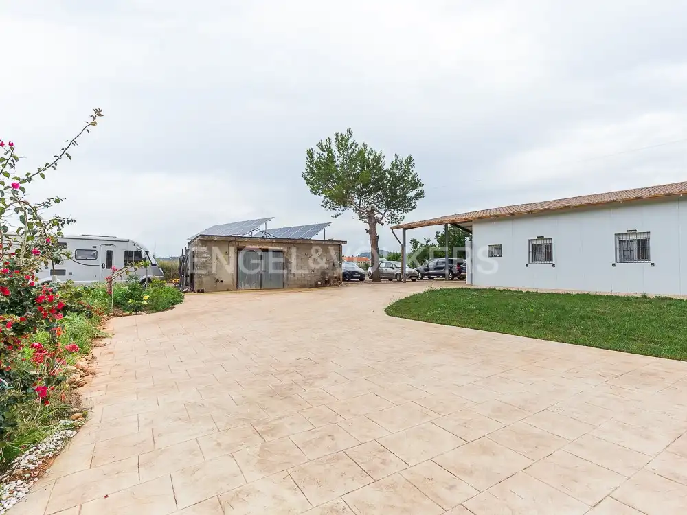 Casa amb piscina en venda a Montroi / Montroy, imagen 28