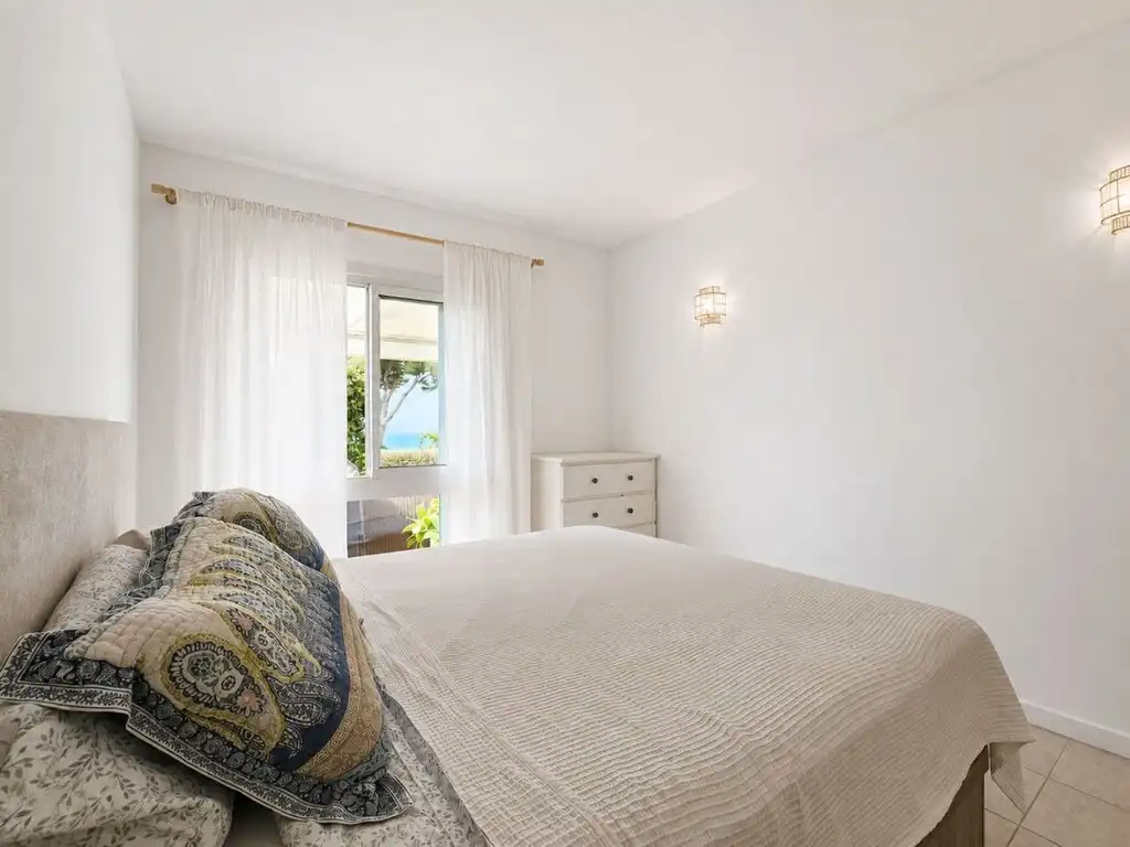 Habitación de Apartamento en venta en Benalmádena con Aire acondicionado, Jardín privado y Terraza