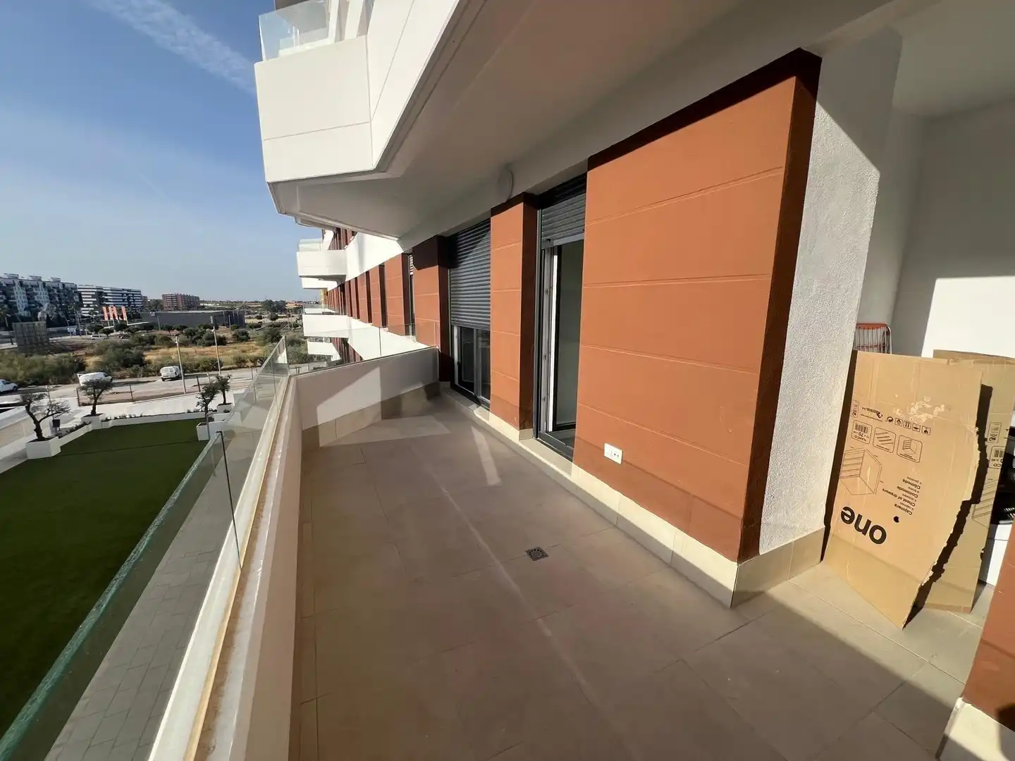 Terrace of Flat for rent in Dos Hermanas  with Air Conditioner, Heating and Private garden